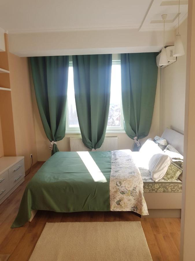 Stefan Cel Mare 1 Studio Kiszyniów Zewnętrze zdjęcie